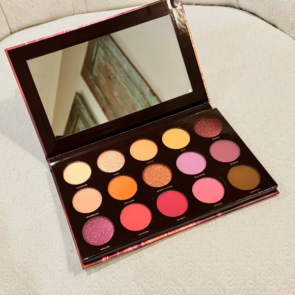 Hipdot Makeup Jnew Highly Pigmented Cruelty Free Zion Eyeshadow